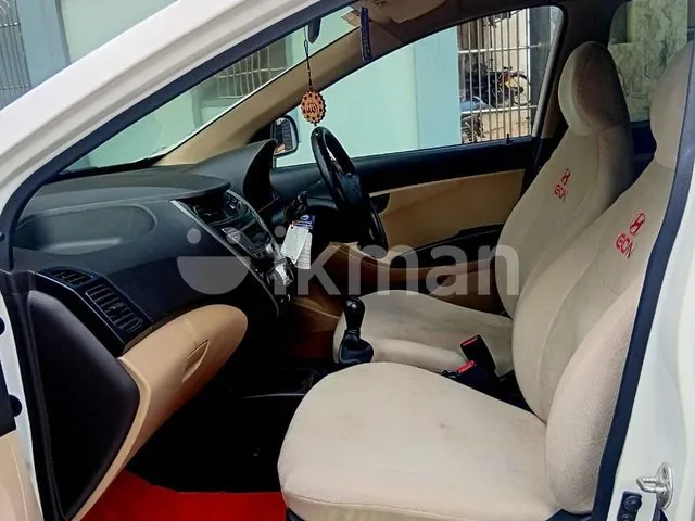 Hyundai Eon 2015 photo 2
