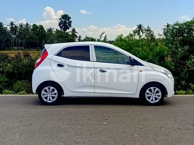 Hyundai Eon 2015 photo 3