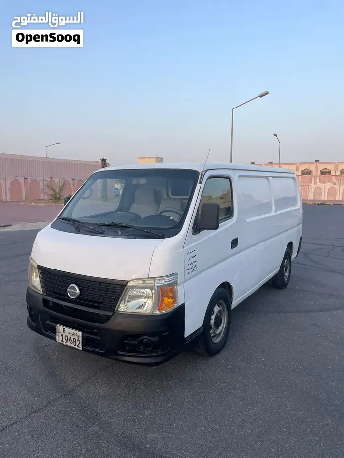 Nissan Urvan 2008 photo 5