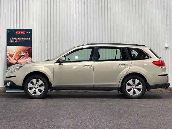Subaru Outback 2010 photo 5