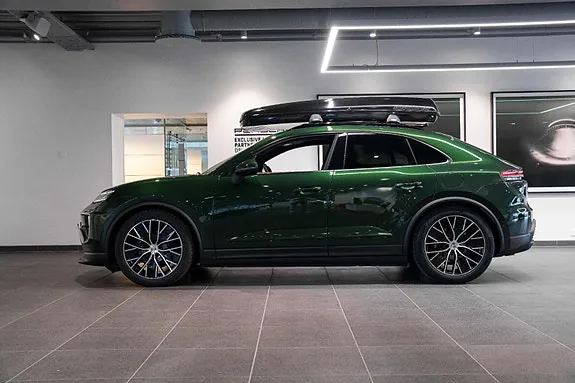 Porsche Macan 2026 photo 2