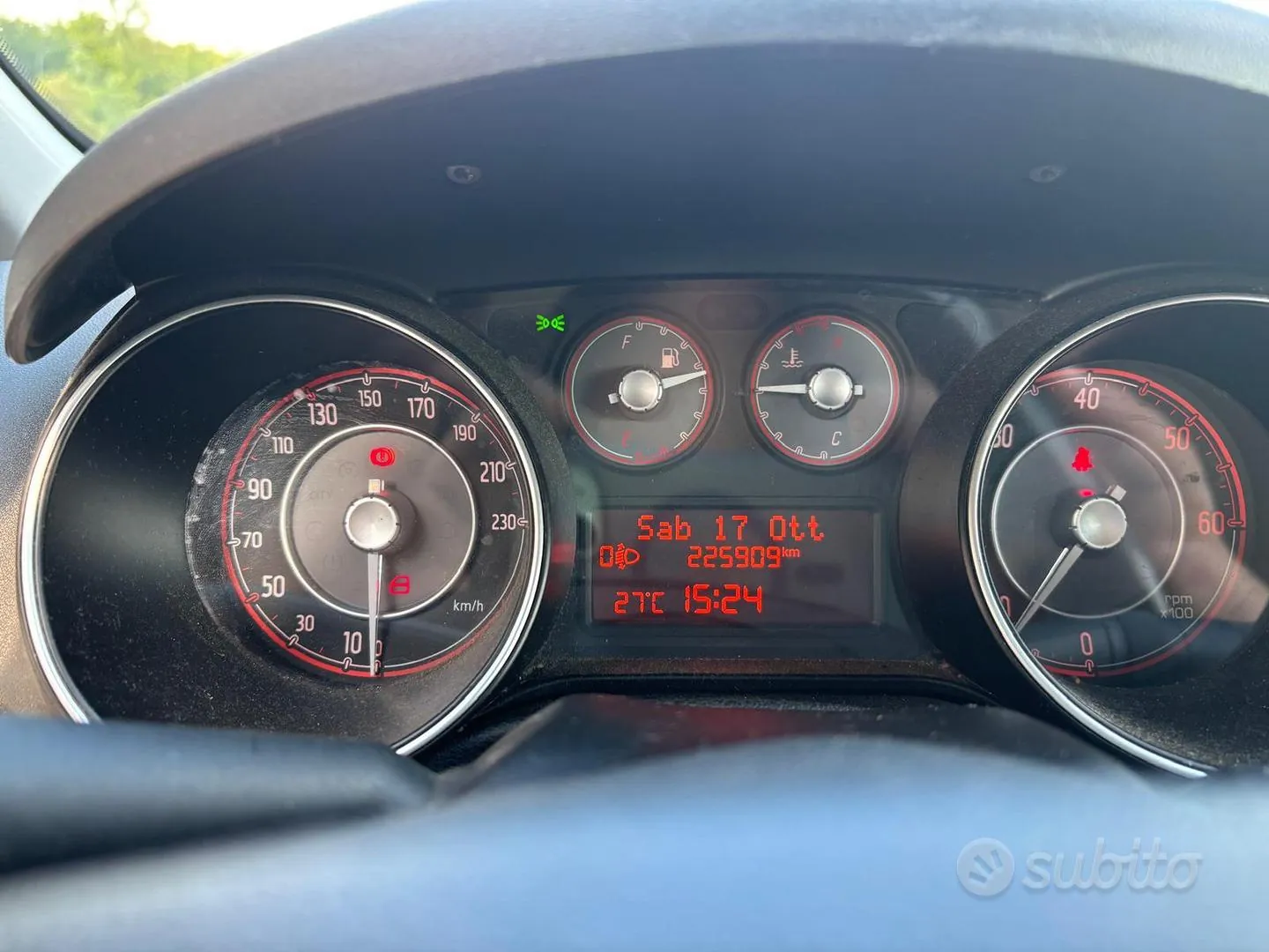 Fiat Punto 2013 photo 4