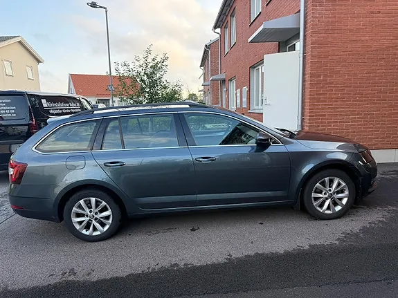 Skoda Octavia 2020 photo 3