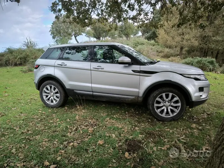 Land Rover Evoque 2014 photo 2