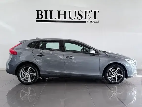Volvo V40 2017 photo 3