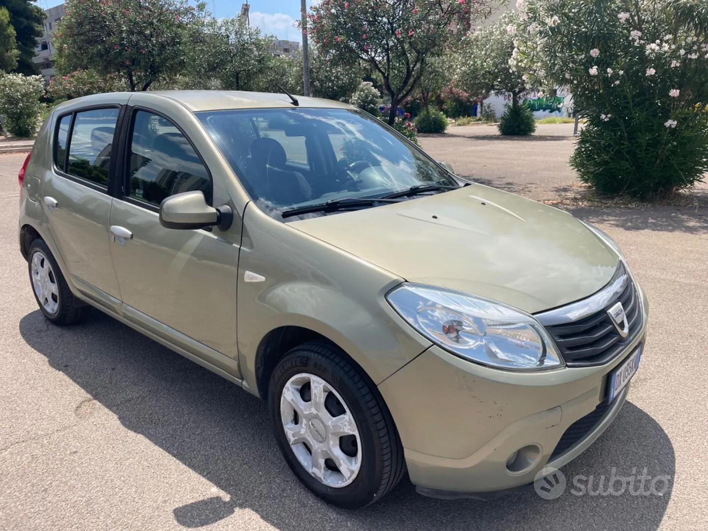 Dacia Sandero 2009 photo 4