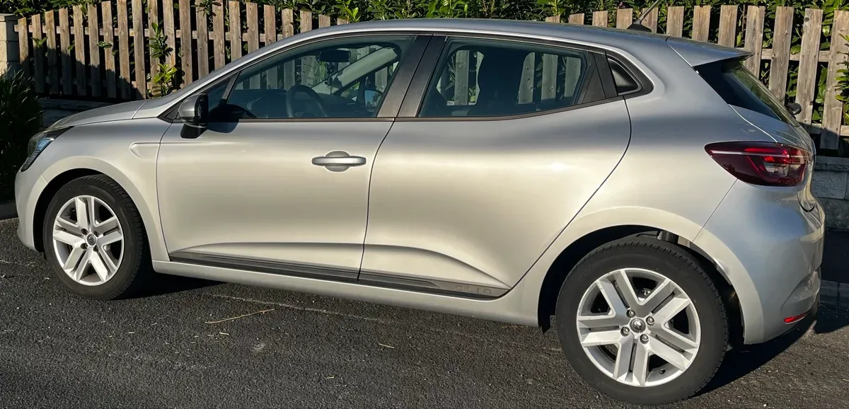 Renault Clio 2021 photo 3