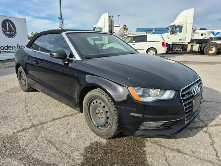 Audi A3 2016 photo 3