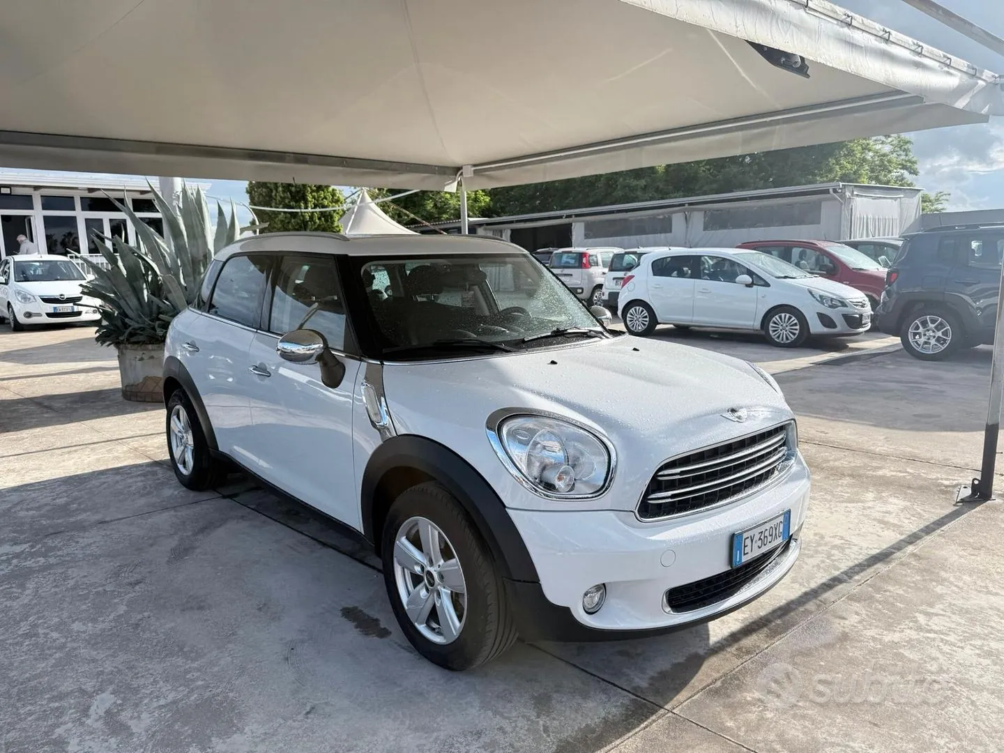 Mini Countryman 2015 photo 2