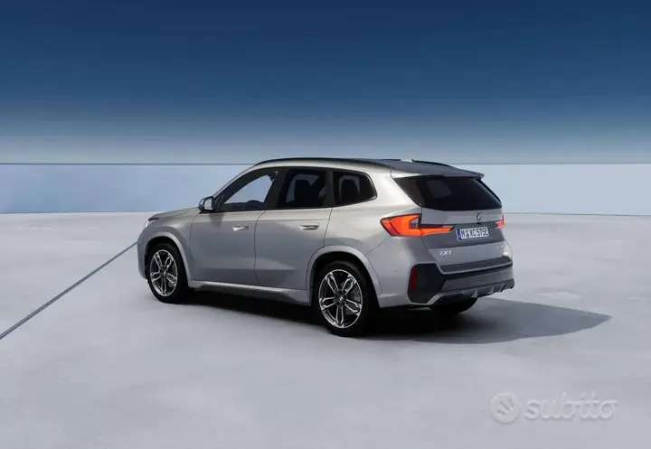 BMW X1 photo 2