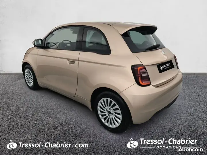 Fiat 500 2024 photo 3