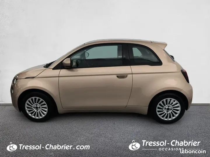 Fiat 500 2024 photo 2
