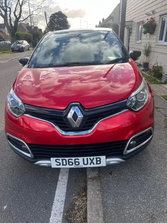 Renault Captur 2016 photo 2