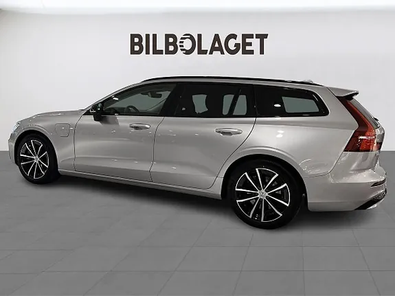 Volvo V60 2025 photo 2