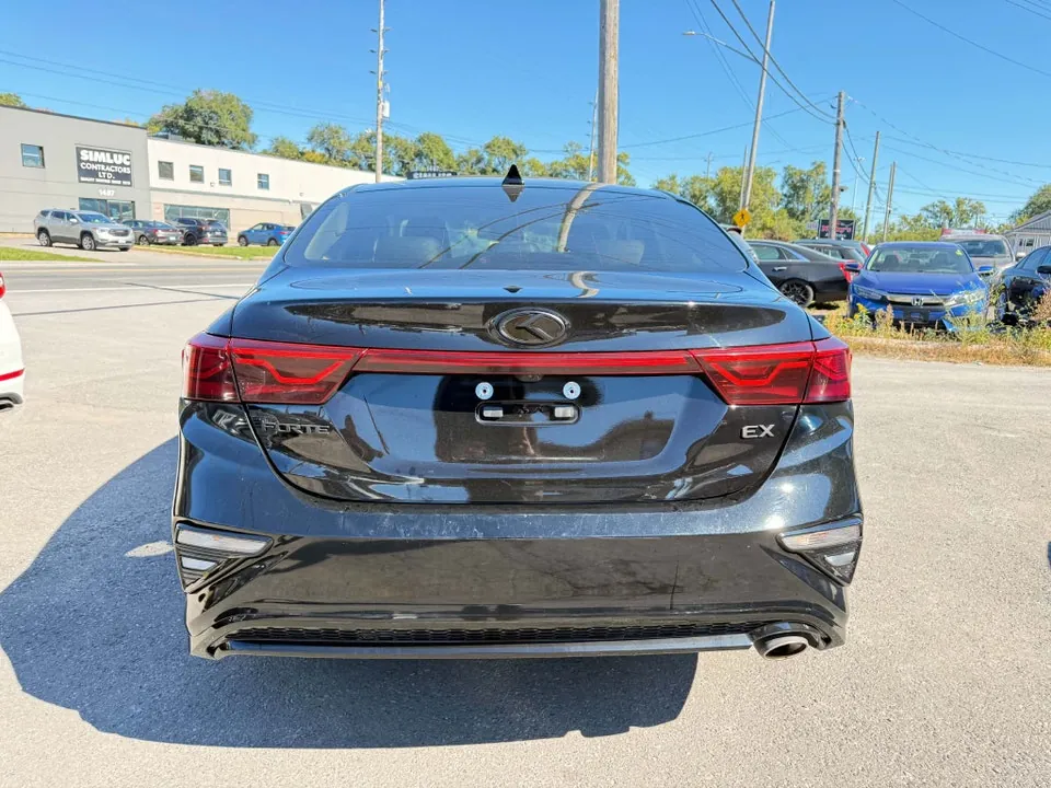 Kia Forte 2019 photo 5