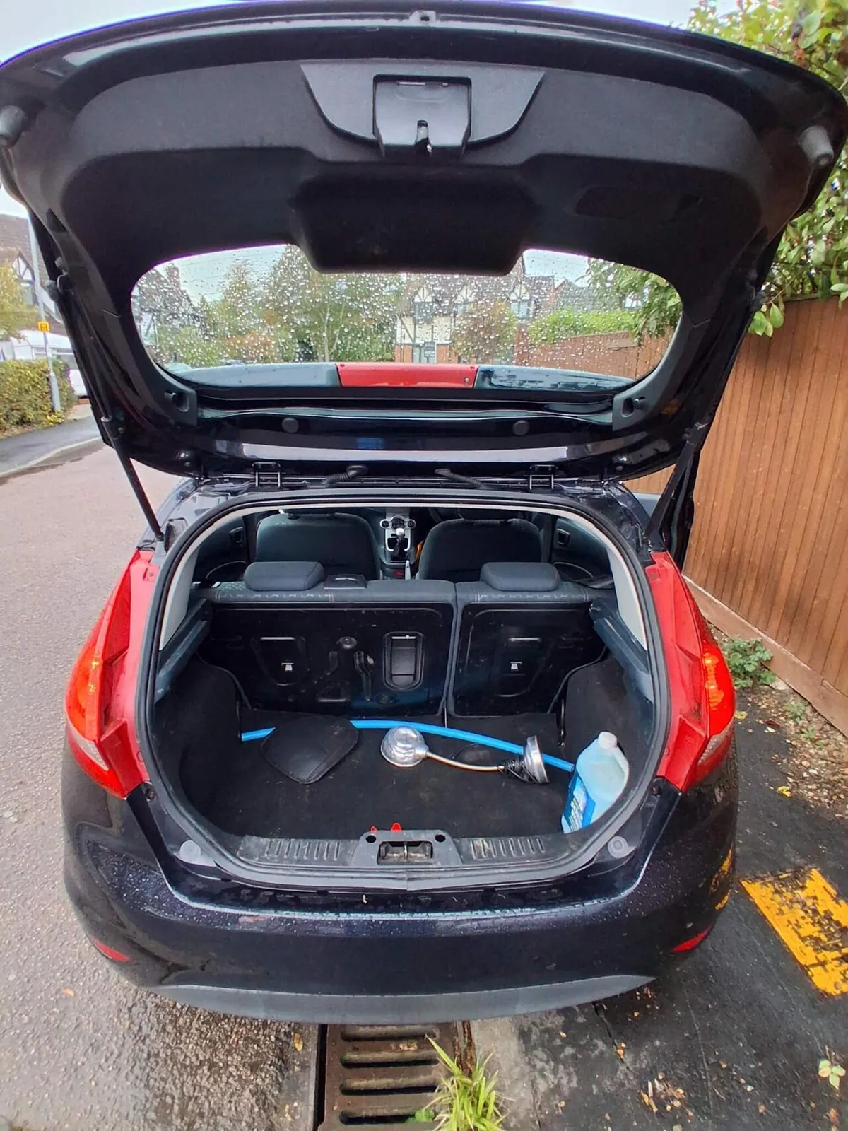 Ford Fiesta 2010 photo 3