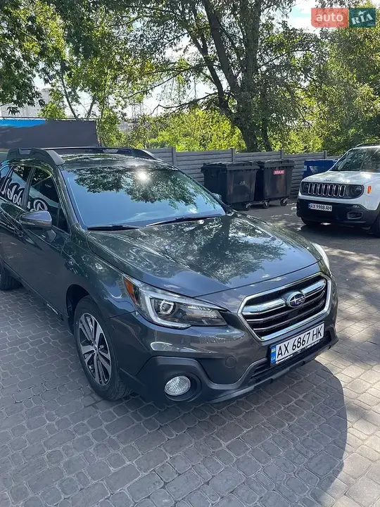 Subaru Outback 2018 photo 2