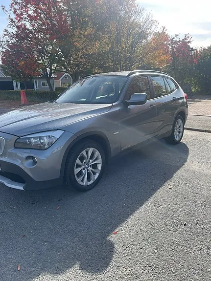 BMW X1 2012 photo 2