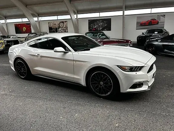Ford Mustang 2016 photo 2