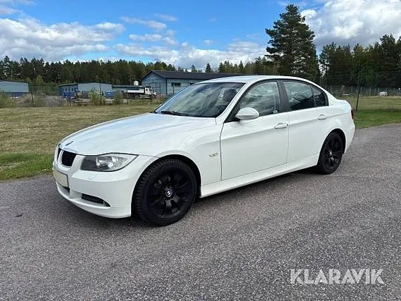 BMW 318I