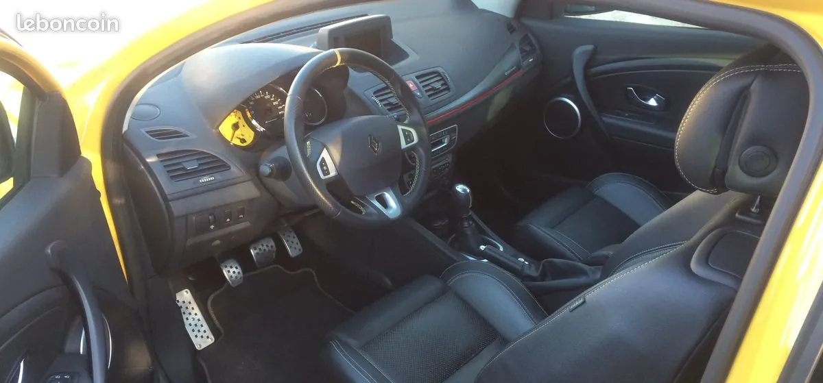 Renault Megane 2010 photo 3