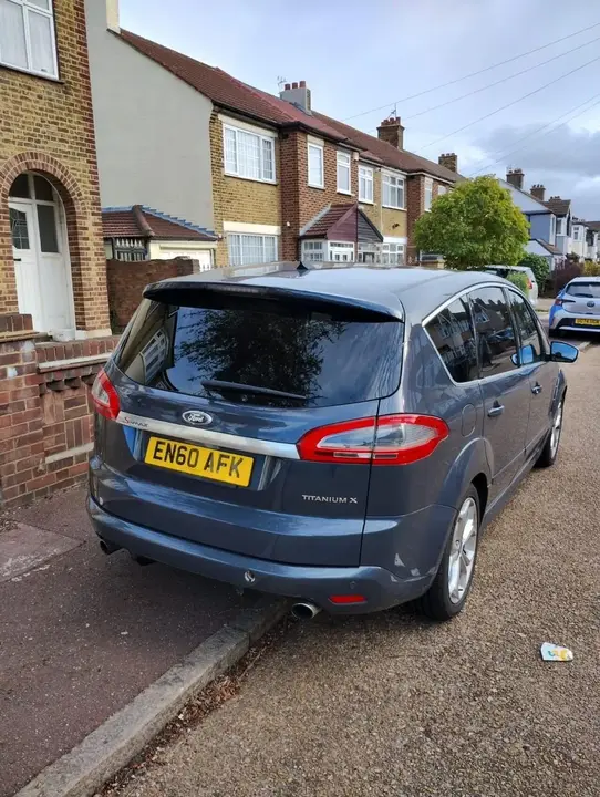 Ford S-Max 2011 photo 5