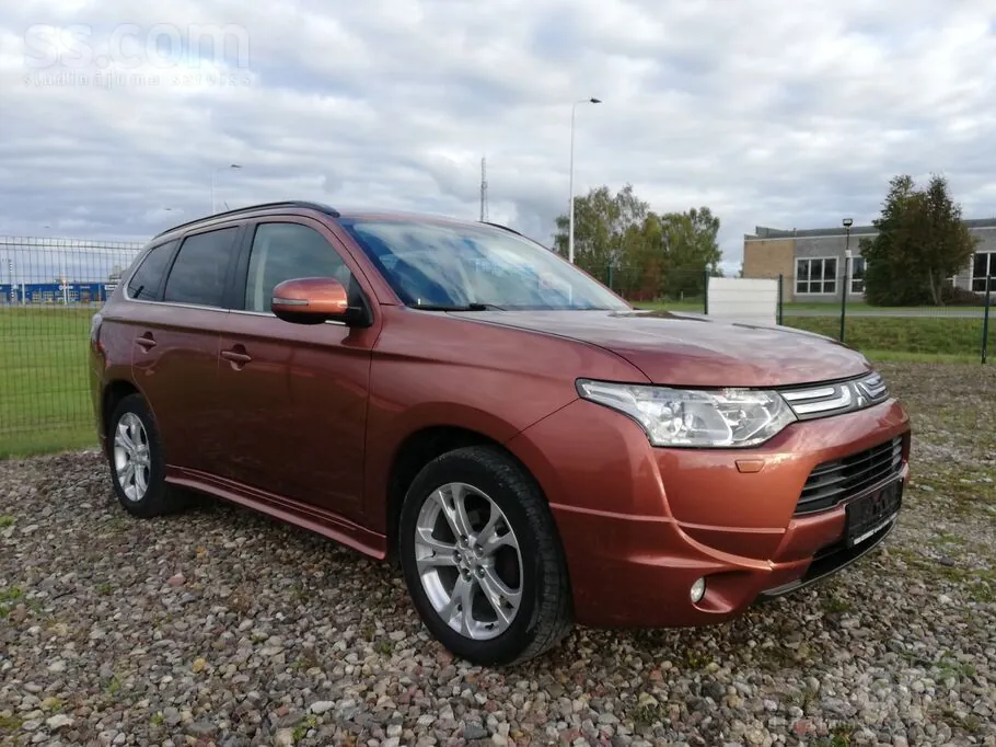 Mitsubishi Outlander 2012 photo 3