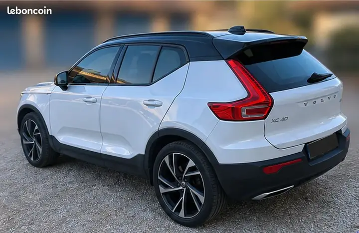 Volvo Xc40 2018 photo 2