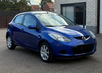 Mazda 2 2008 photo 3