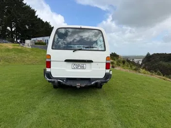 Toyota Hiace 2005 photo 3