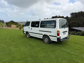 Toyota Hiace 2005 photo 4