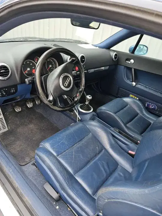 Audi Tt 2001 photo 3