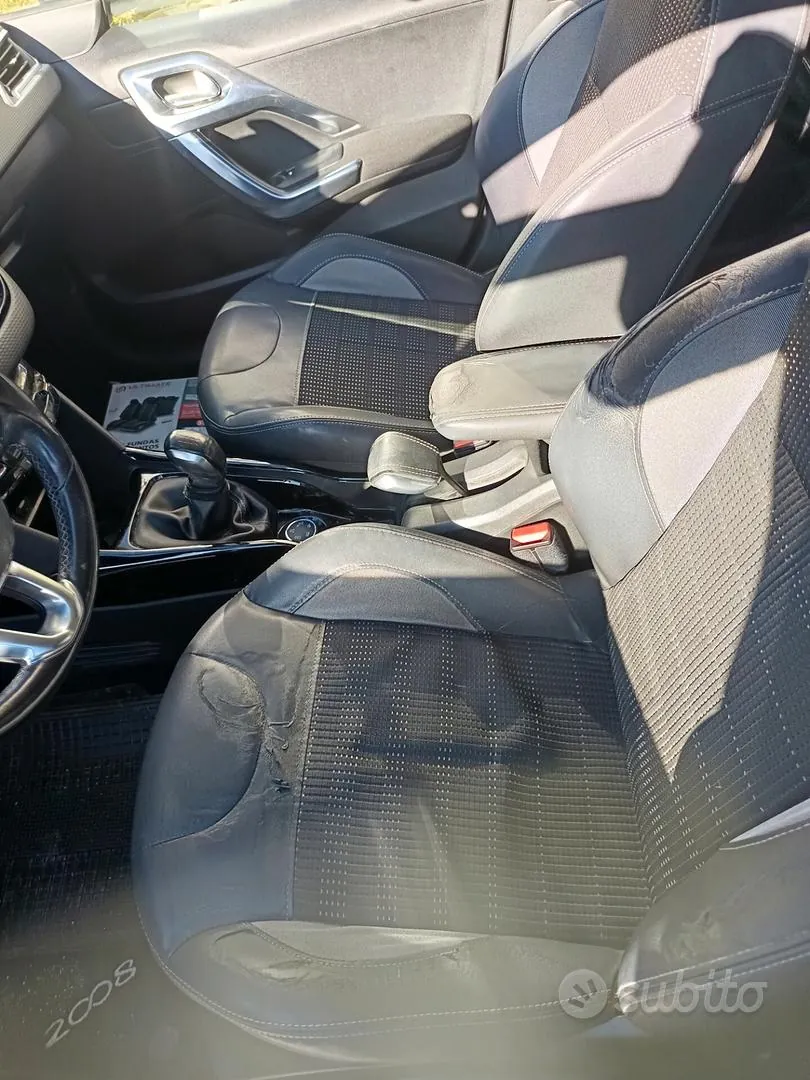 Peugeot 2008 2015 photo 4