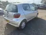 Toyota Vitz 2001 photo 5