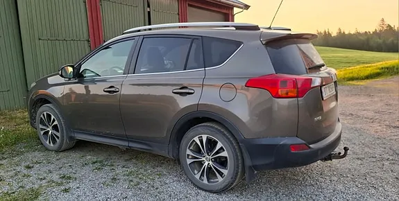 Toyota Rav4 2014 photo 2