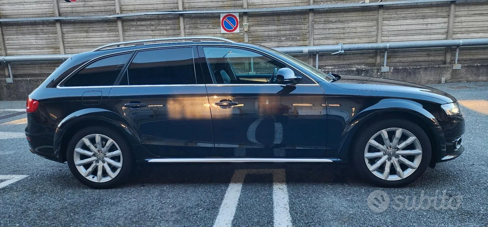 Audi A4 Allroad 2011 photo 4
