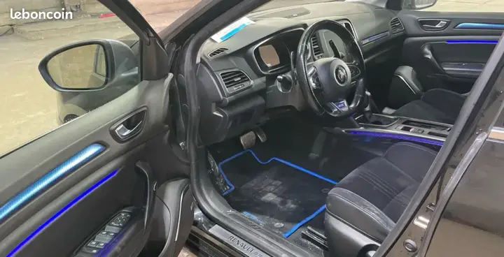 Renault Megane 2017 photo 3