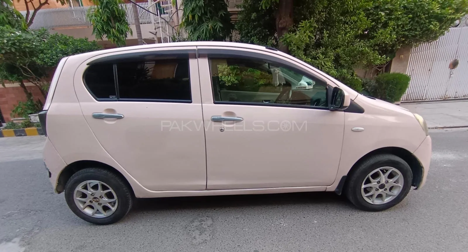 Daihatsu Mira