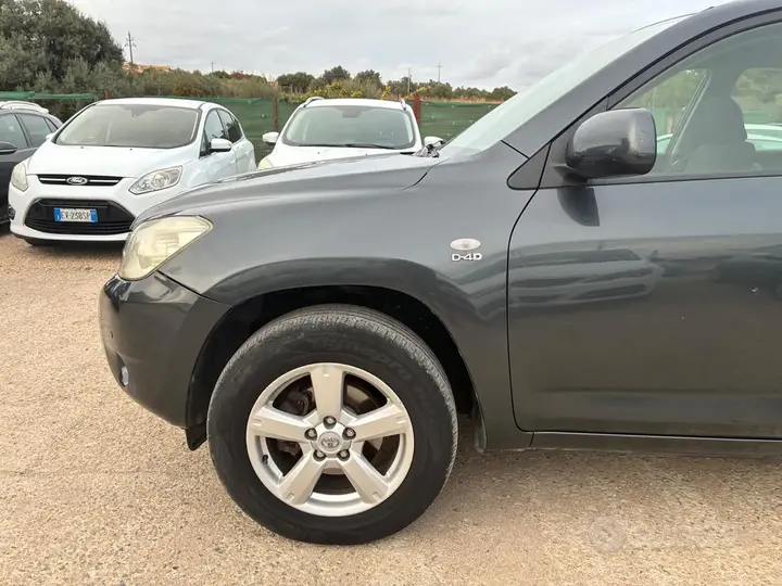 Toyota Rav4 2006 photo 3