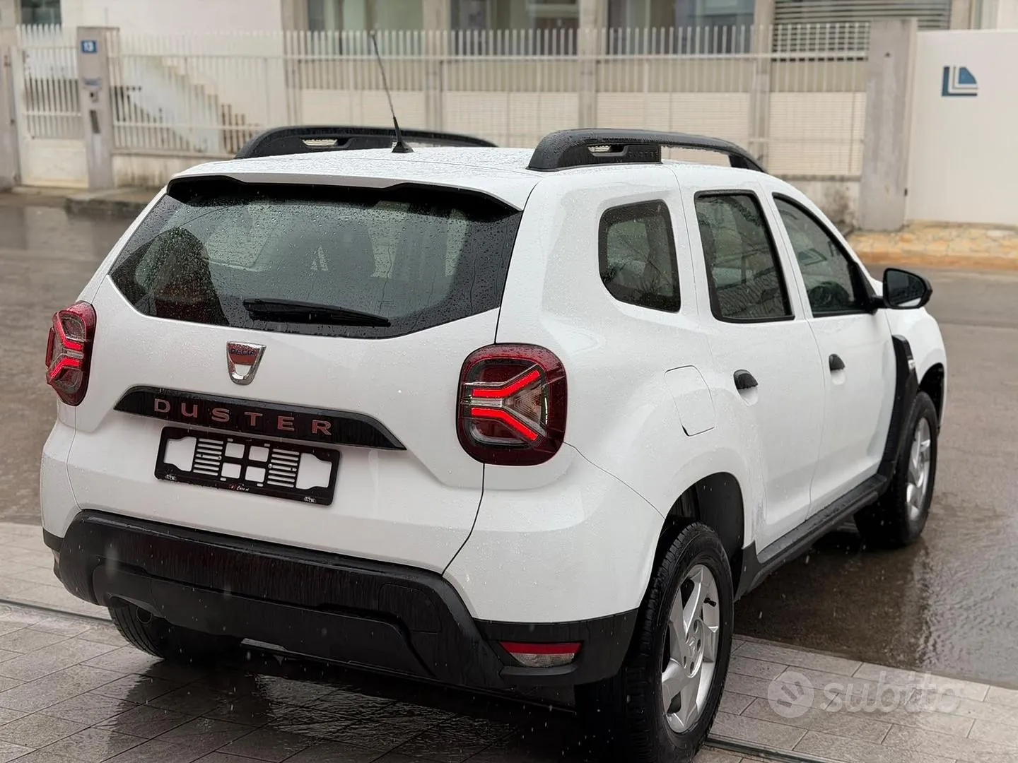 Dacia Duster 2021 photo 3
