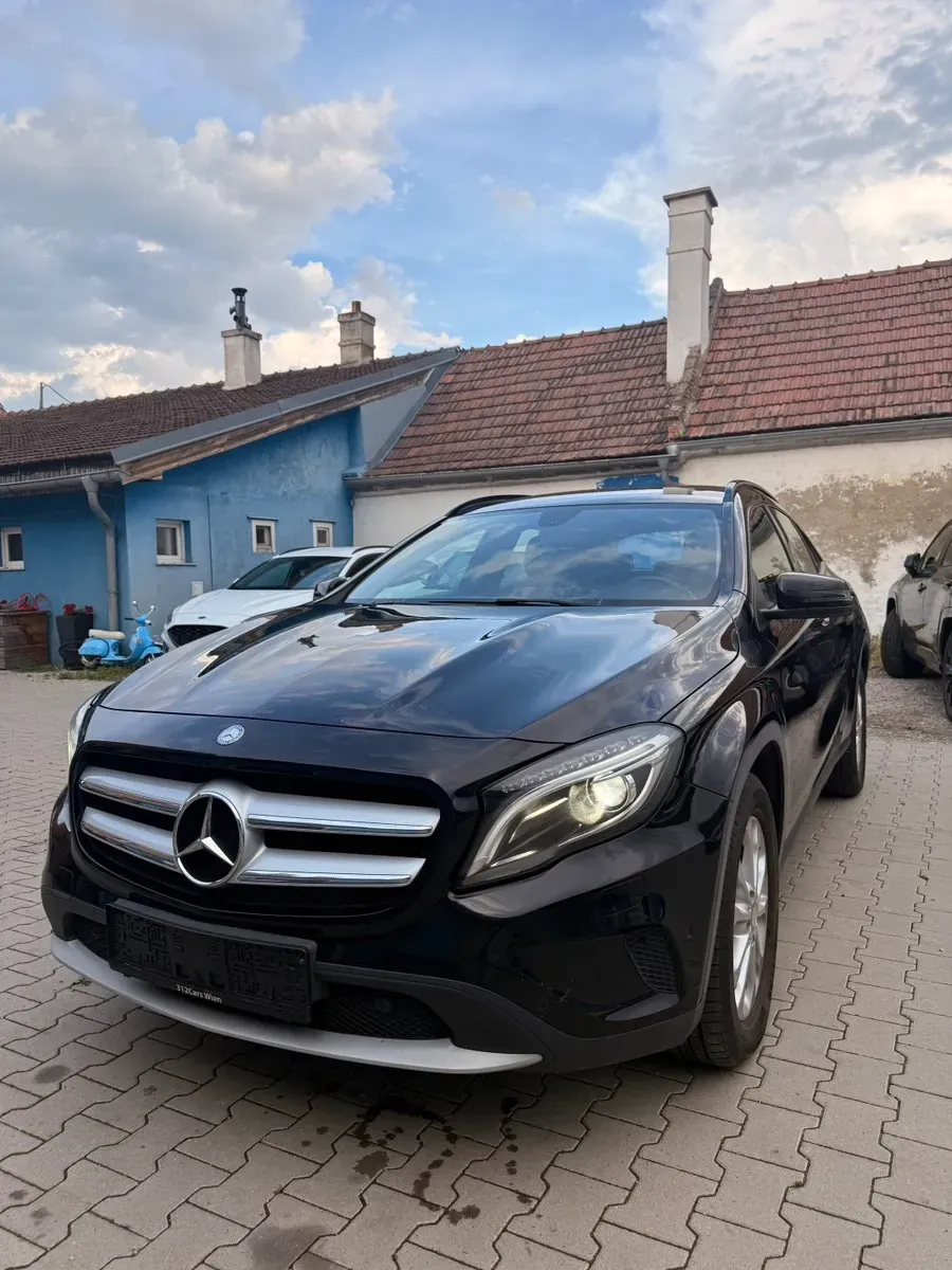 Mercedes-Benz Gla Class