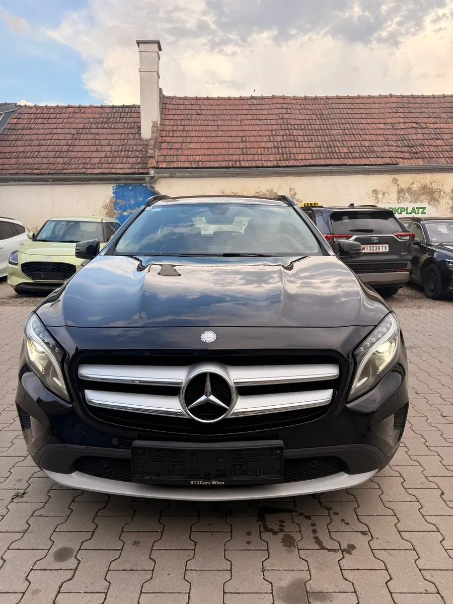 Mercedes-Benz Gla Class 2014 photo 2