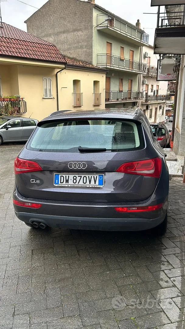 Audi Q5 2009 photo 2