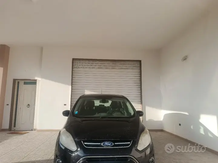 Ford C-Max 2012 photo 2