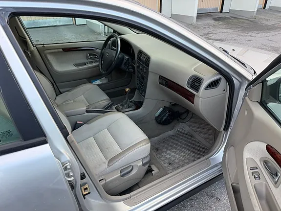 Volvo V40 2004 photo 4