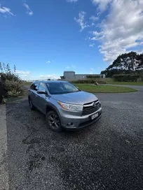 Toyota Highlander 2014 photo 2