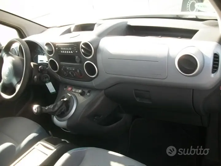 Citroen Berlingo 2010 photo 4