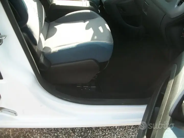 Citroen Berlingo 2010 photo 5