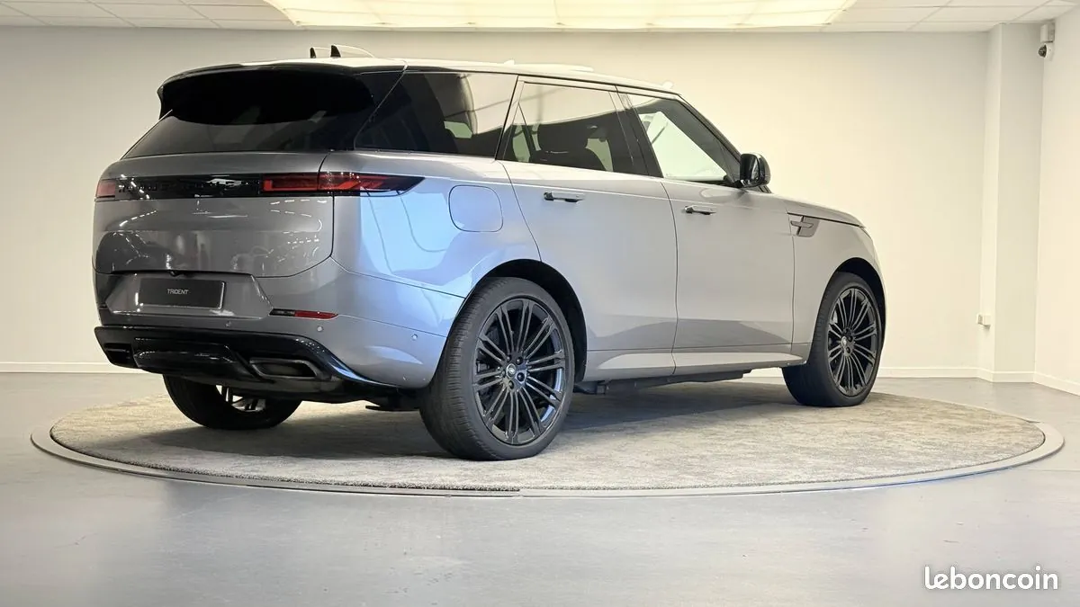 Land Rover Range Rover Sport 2022 photo 5