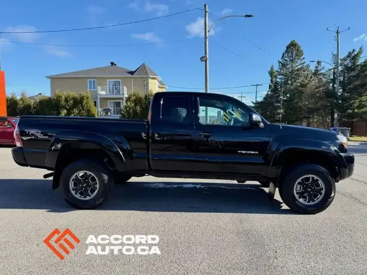 Toyota Tacoma 2011 photo 2